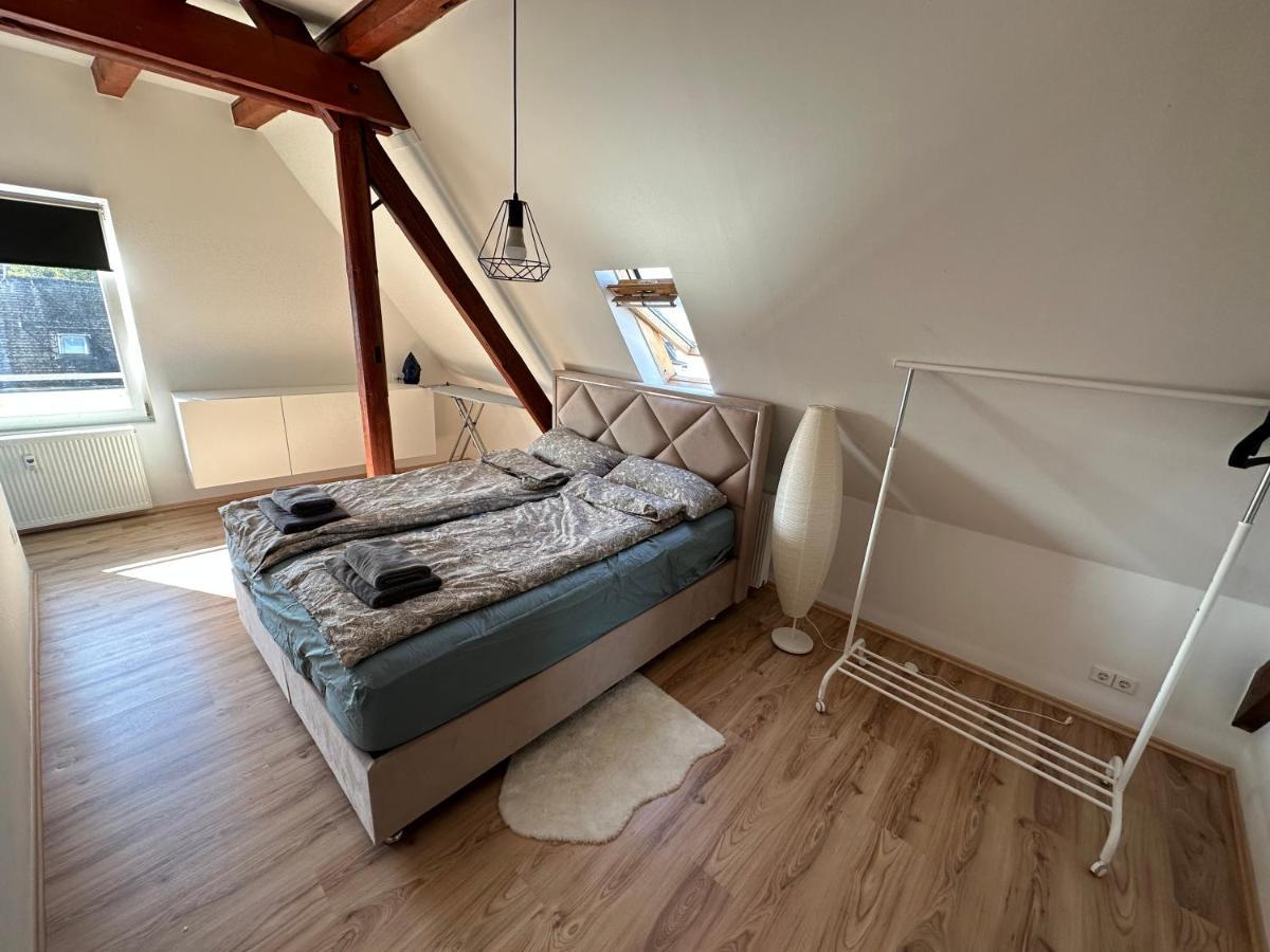 Schoene Grosse Maisonettenwohnung In Weissenthurm 外观 照片
